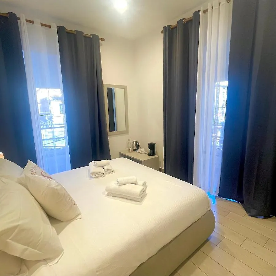 Guest house B&B Bovio Square XIV Naples