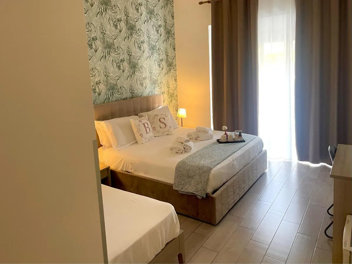 B&B Bovio Square XIV Naples 2*,  Italy