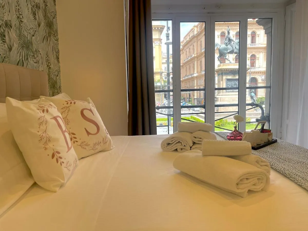 Guest house B&B Bovio Square XIV Naples